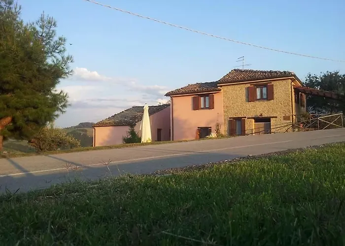 La Via Del Parco Фермерский дом *